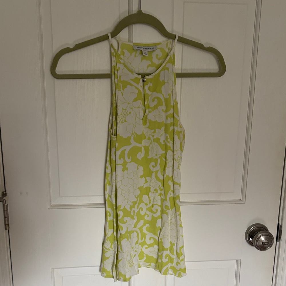 Banana Republic chartreuse and White Floral Sleeveless Blouse